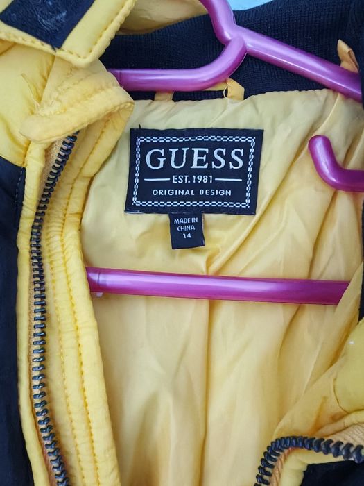 Geaca iarna  Guess 14 ani