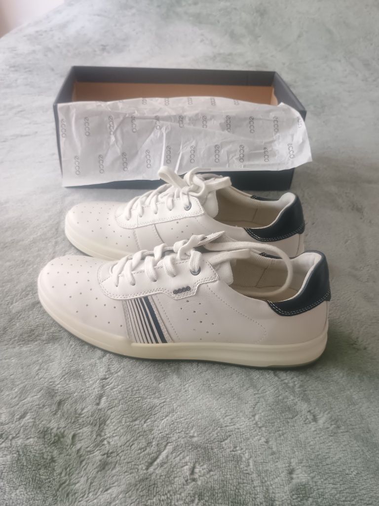 Addidas piele noi- brand Ecco.