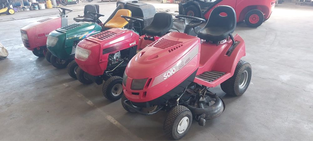 Tractoase pentru gazon