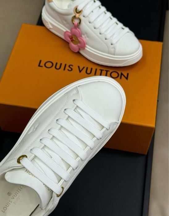 Дамски кец Louis Vuitton ,100% естествена кожа