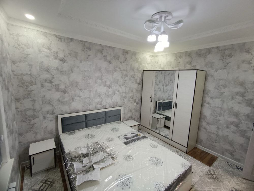 Продаётся 2 ком в 8 микрорайоне