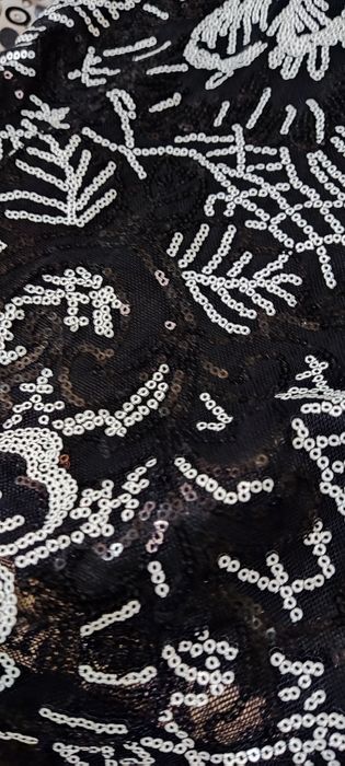 Платье женское в отличном состоянии