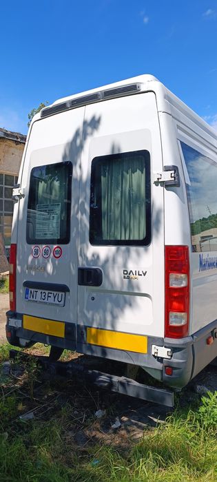 Microbuz Iveco daily 19+1 locuri