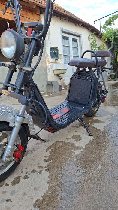 Vând scuter electric HR 2-4