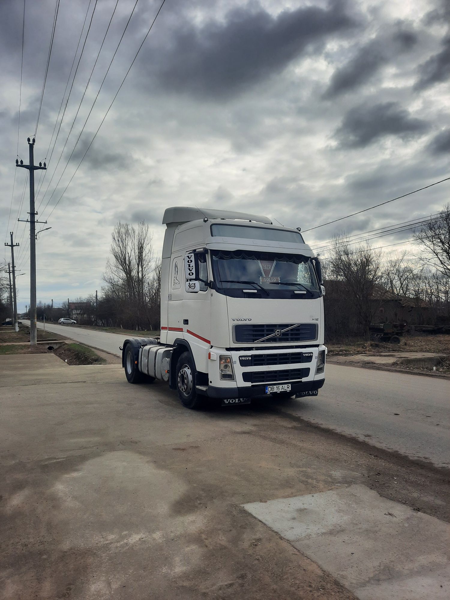 Vând Volvo fh12 2005  euro3