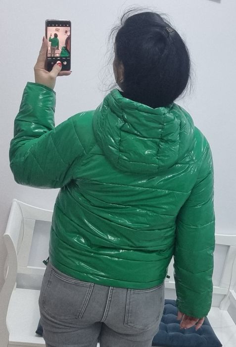 Vand geaca noua, cu eticheta,  dama Marca Koton, marime 36