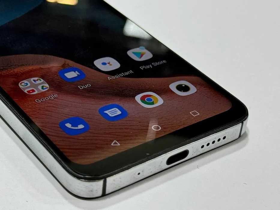 Umidigi A11  64 GB 3 RAM