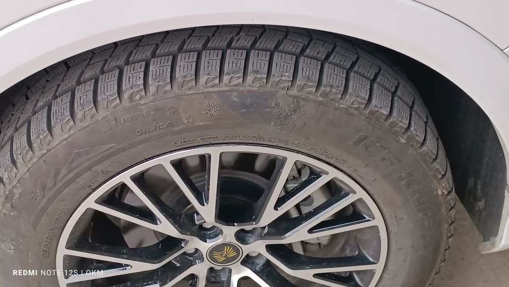 Шины комплект R18