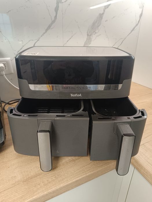 Friteusa cu aer cald