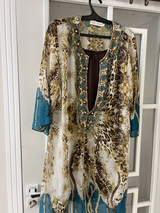 Туника с вышивкой