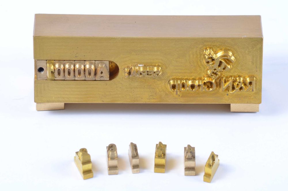 Stampile, matrite, gravare cnc, marcare termica lemn, piele, plastic