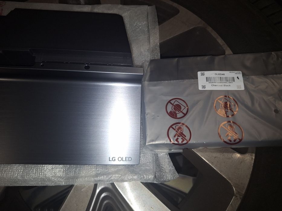 Стойка за LG OLED- 48" до 55" LG 48c55la