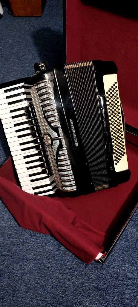 Vand acordeon Weltmeister s4