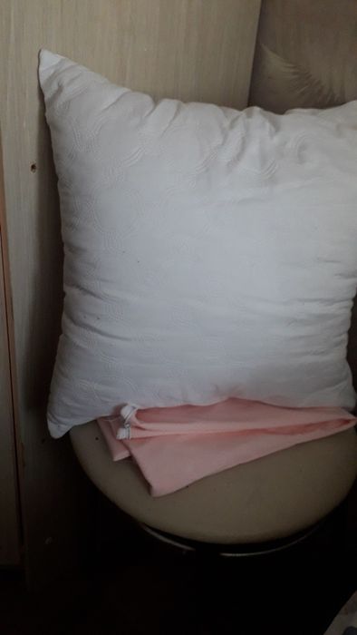 Подушка новая 50×50
