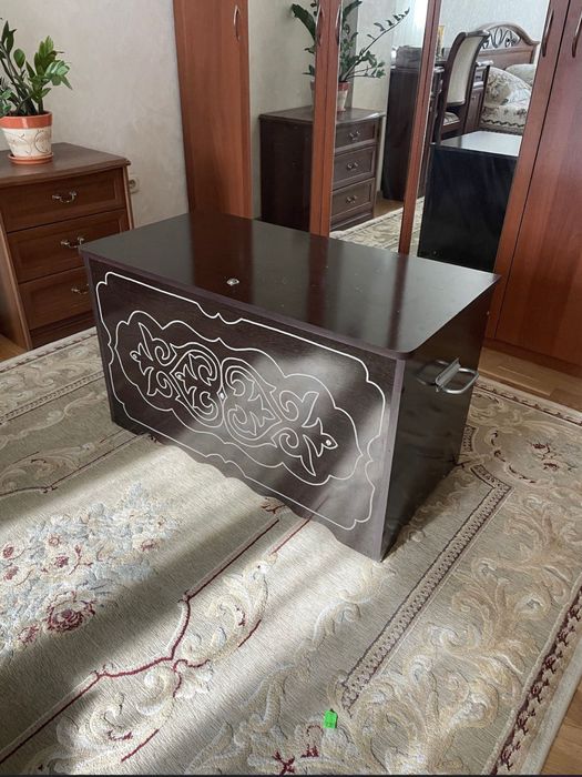 Продам сундук.