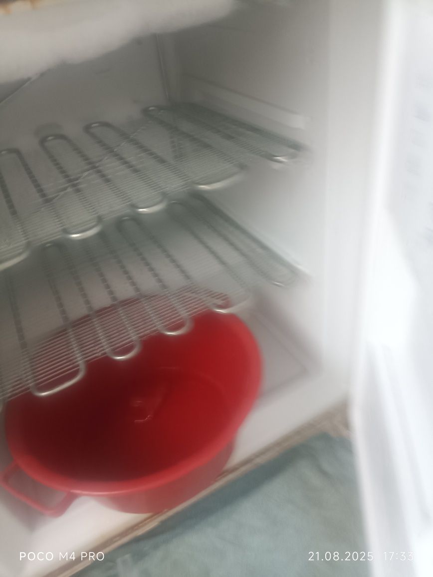 Холодильники. Два