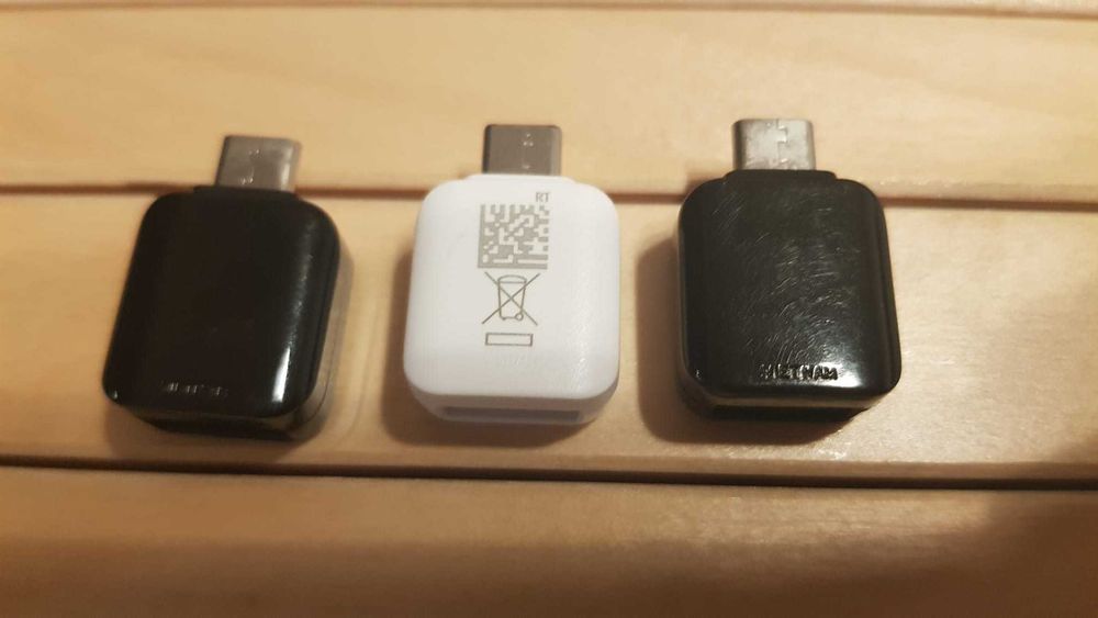 Adaptop USB la USB-C - Samsung