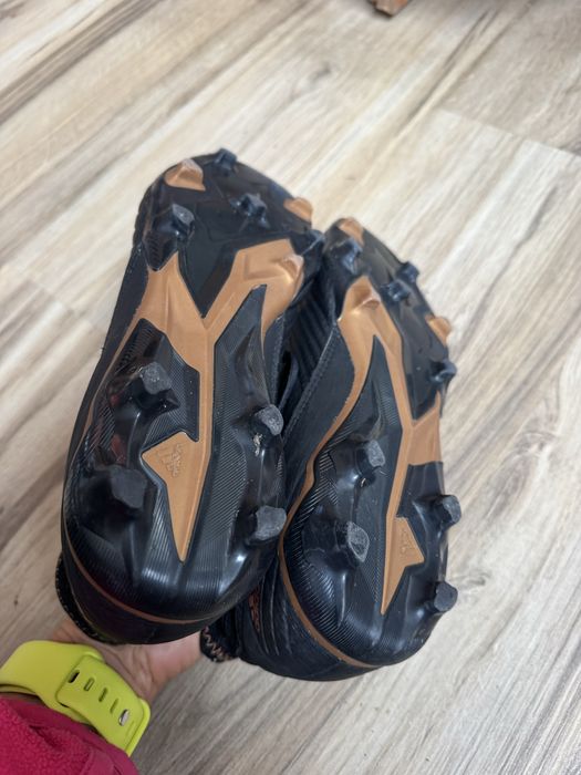 Футболни обувки adidas PREDATOR 18.3 FG ! 42 н