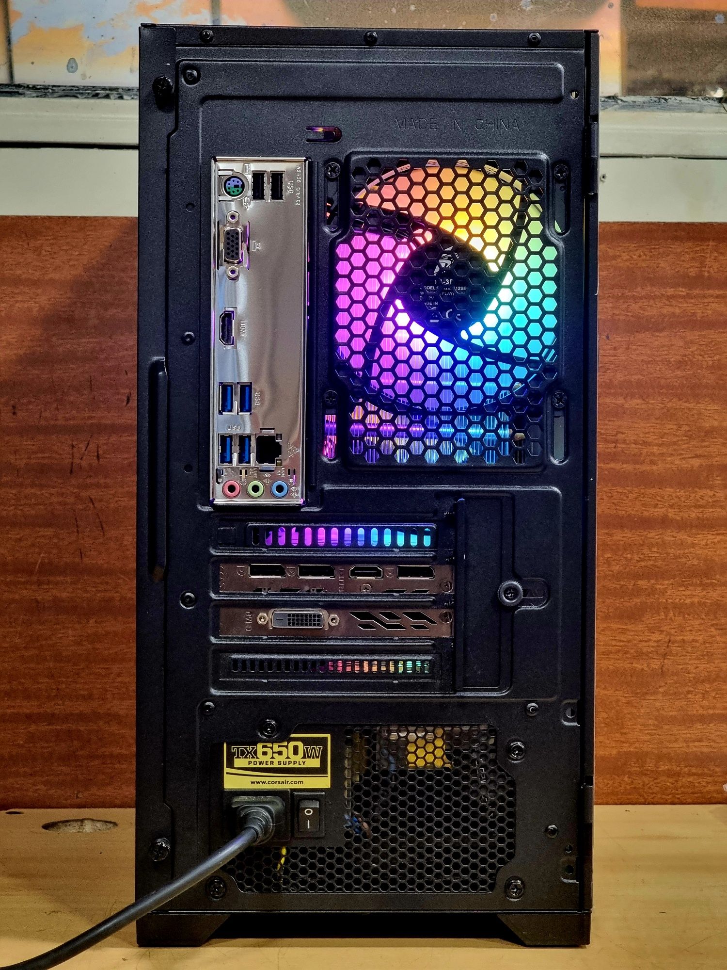 Геймърски Компютър/R7 3700x/16GB RAM/512GB/GTX 1080 8GB