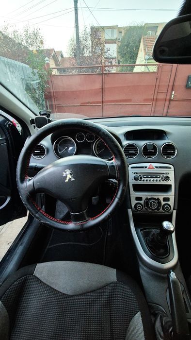Vând Peugeot 308