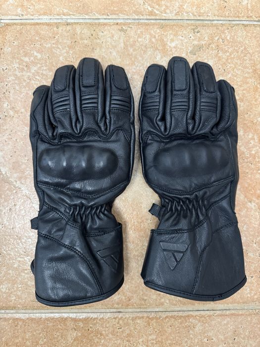 Manusi Modeka Aras Dry