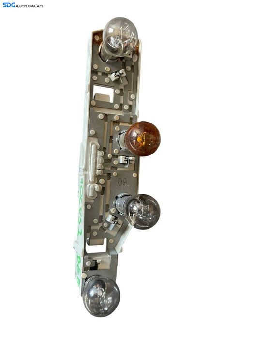 Soclu Plasa Suport Bec Becuri pentru Stop Lampa Tripla Stanga Ford Focus 2 Berlina Sedan Facelift 2007 - 2010 Cod 5M51-13N005-AC [B4352]