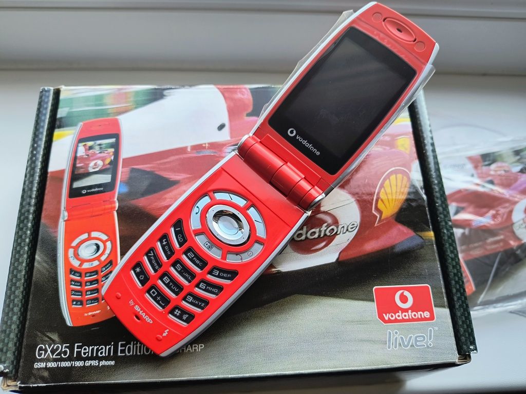 Sharp GX25 Vodafone Ferrari Special Edition