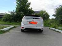 Ford focus 2 2009 1.6 benzină  accept și schimburi