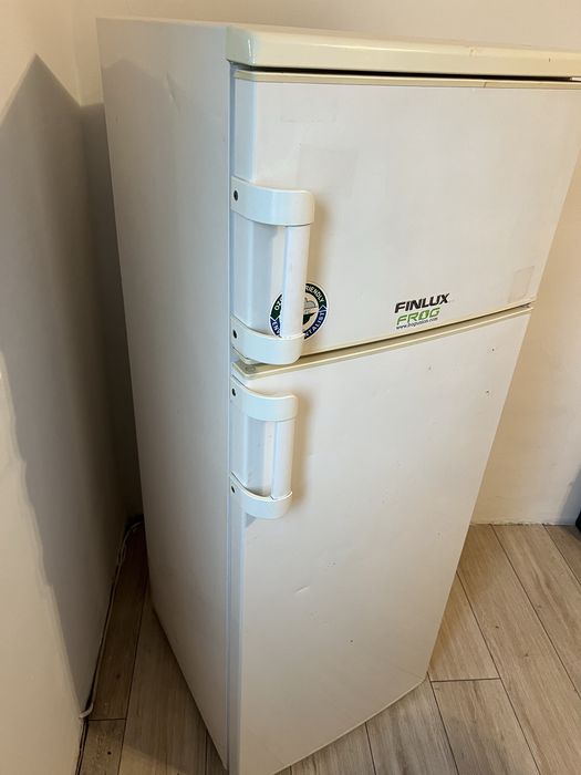 Продавам хладилник