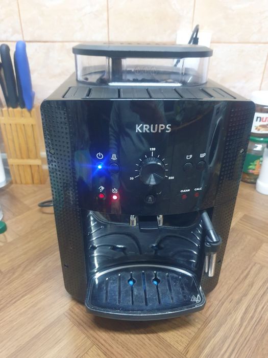 Aparat ce dafea Krups cu Boabe