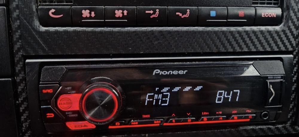 Радио pioneer.