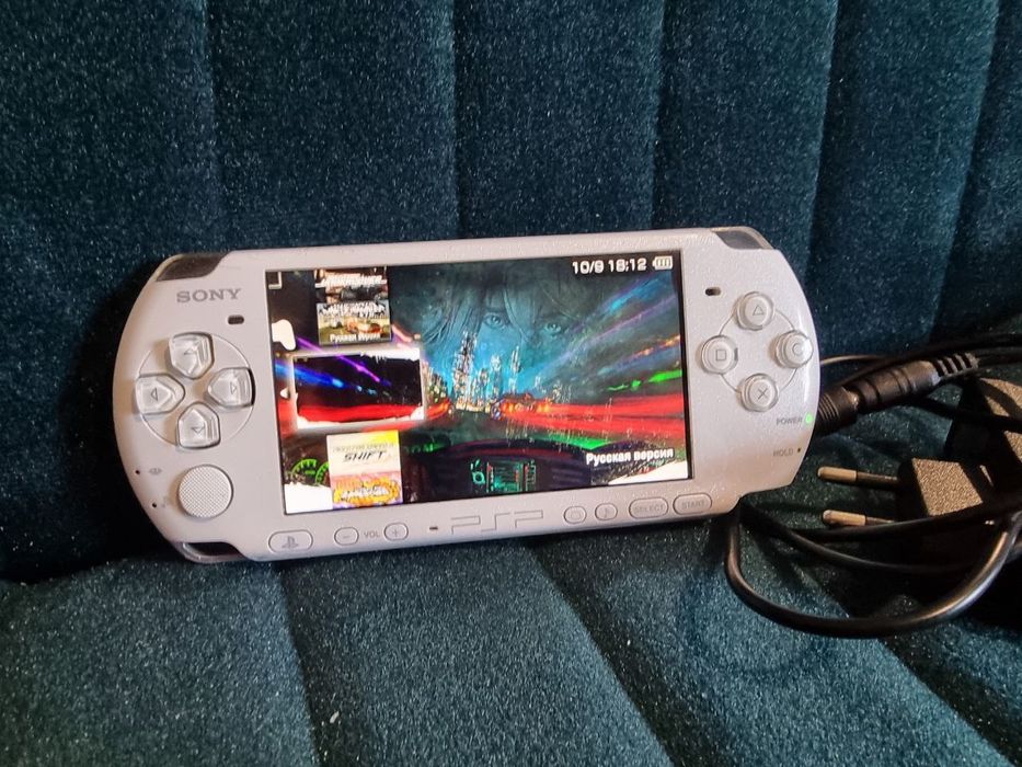 Sony PSP 3000, Japan има много игри