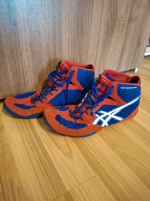 Борцвоки: Asics Dan Gable evo- 40,5 номер