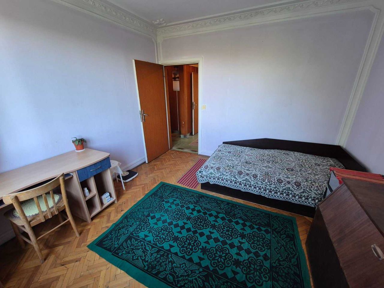 Продава се Четиристаен апартамент в Плевен, Дружба 2 - 85 кв.м за 989 €/кв.м - Снимка #6