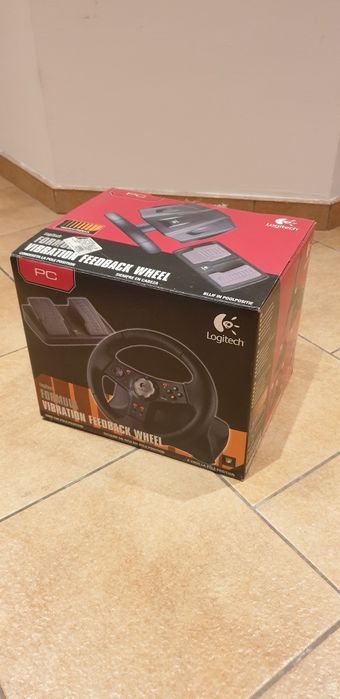 Volan Gaming Logitech Vibration Feedback