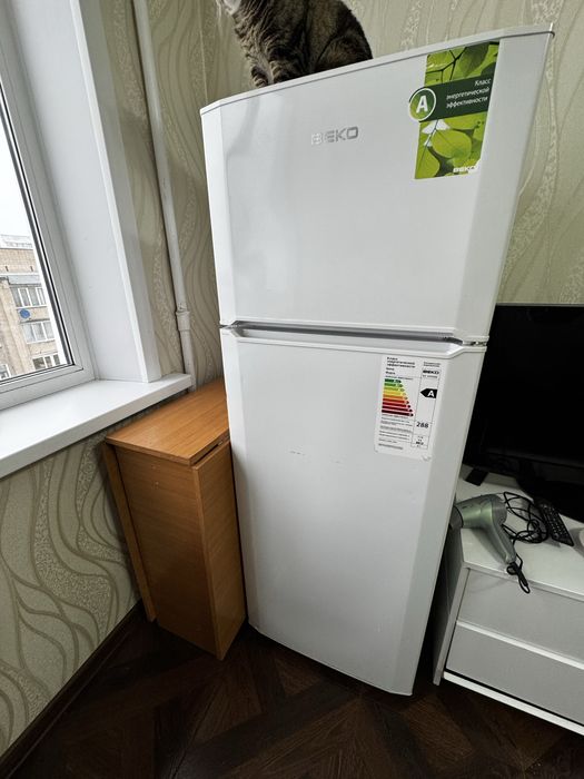 Продам холодильник