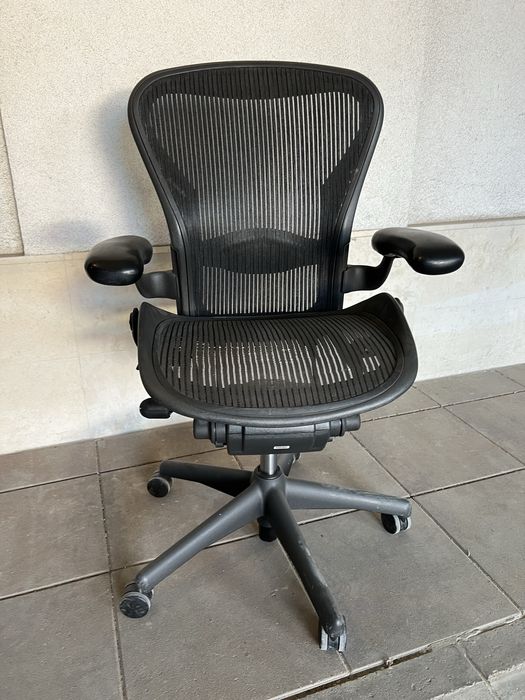 Eргономичен офис стол HERMAN MILLER AERON  размер В