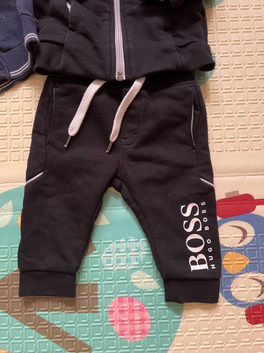 Set Hugo Boss pentru băieți – 6 luni (trening + cardigan)