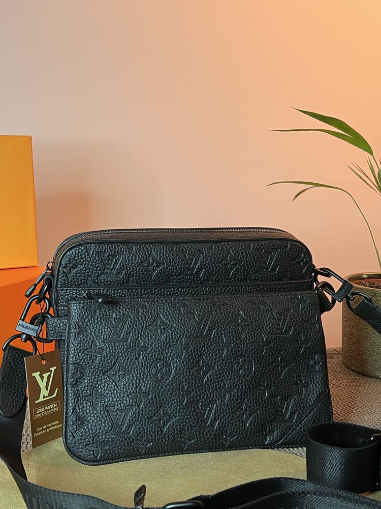 Borseta Louis Vuitton Trio Messenger Shadow Premium