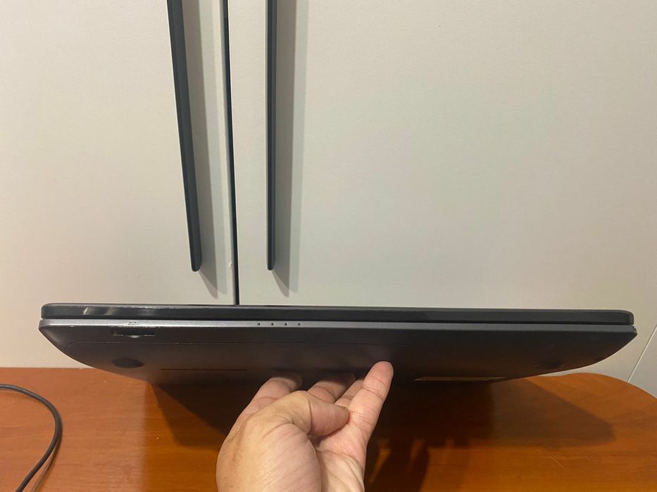 Samsung intel core i3/Nvidia GeForce/SSD/OZU 8GB