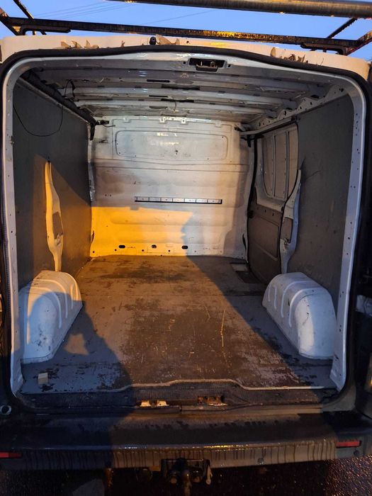 Opel Vivaro 2008, A.C. Portbagaj etc.