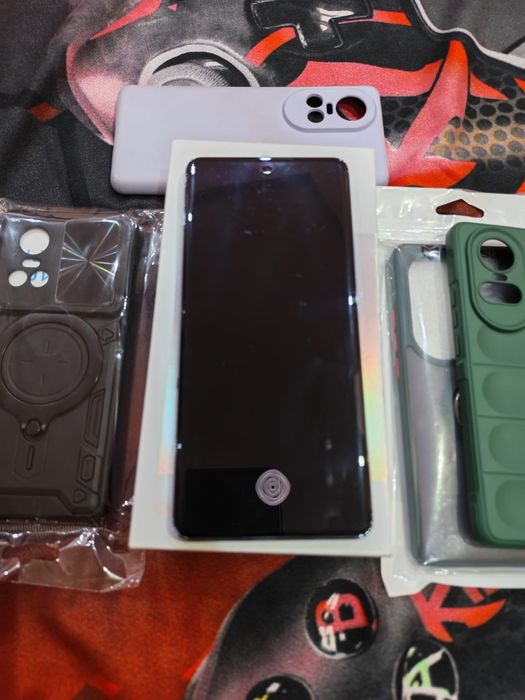 Telefon Oppo Reno10 5G