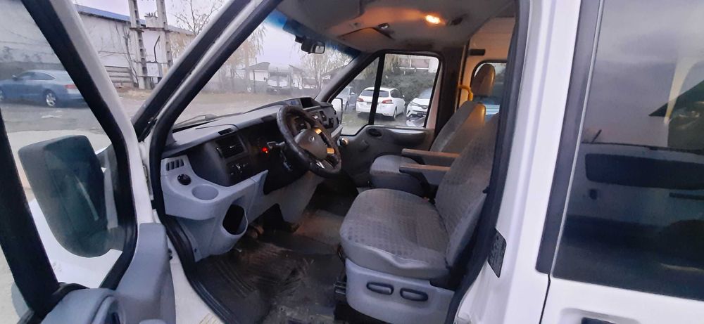 Ford Transit 2.2  8+1, 7+2 lung inalt cu rampa, carlig, impozit mic