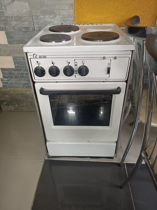 Продам эл.плиту  Лысьва