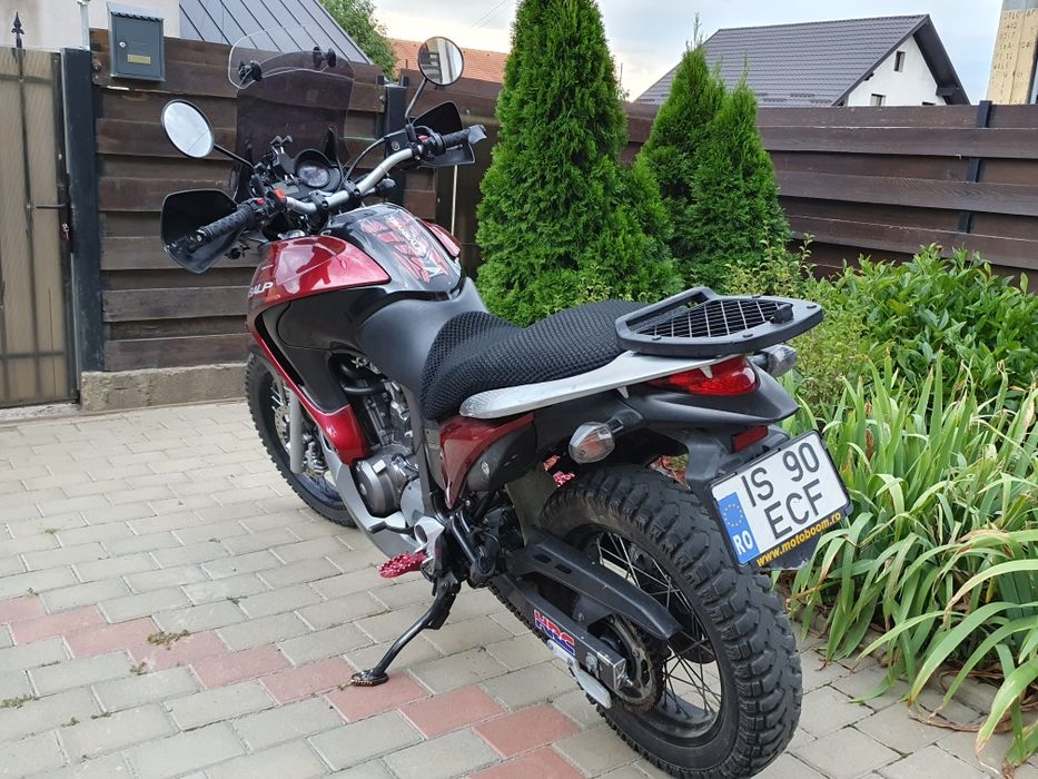 Honda Transalp 700 XL700V