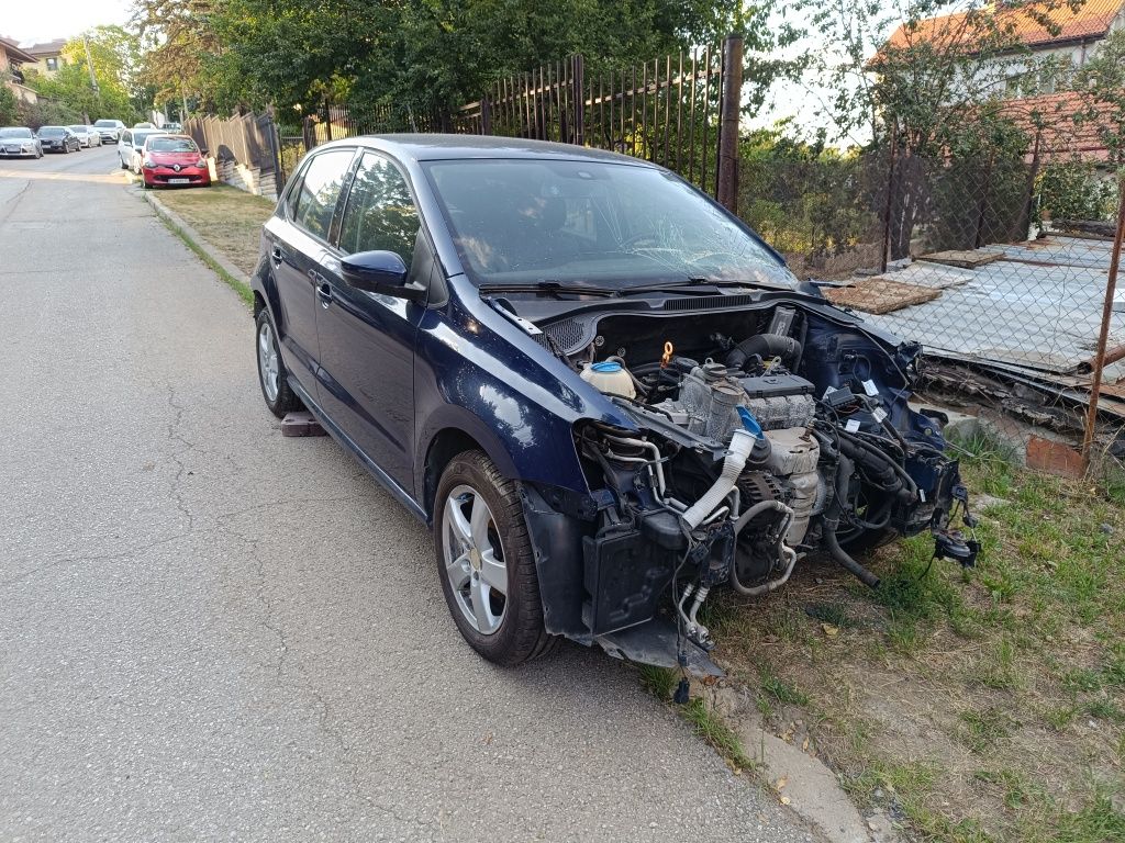 Volkswagen Polo 1.2 Bluemotion НА ЧАСТИ