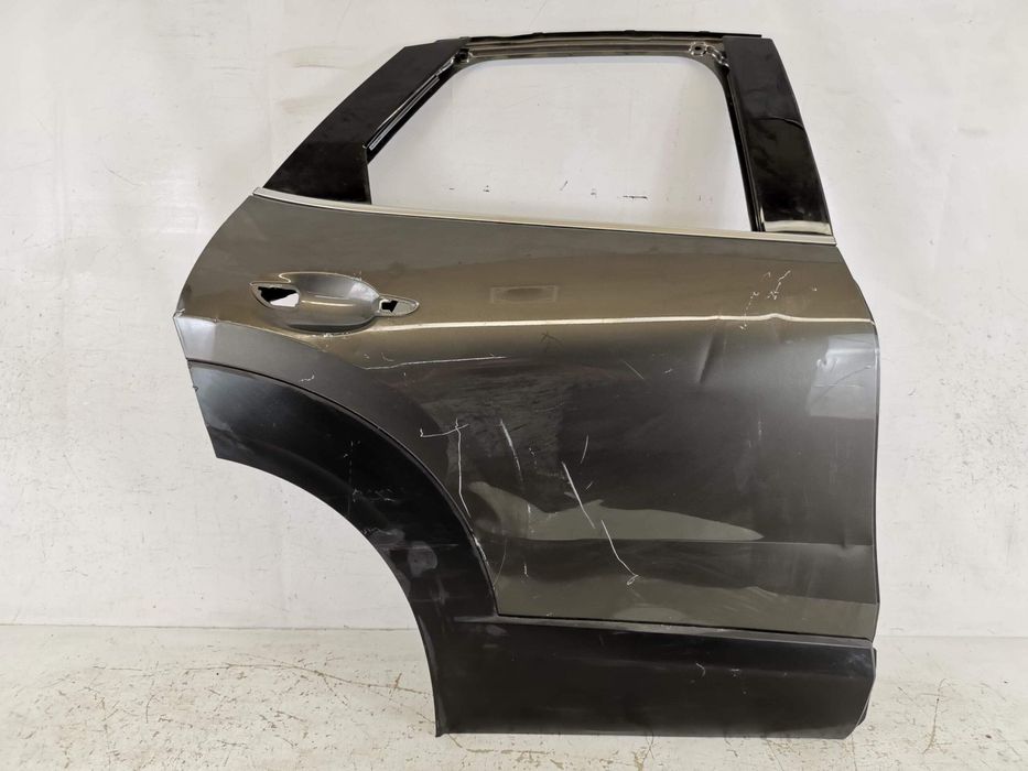 Дясна задна врата Мазда СХ-30 / Mazda CX-30 [