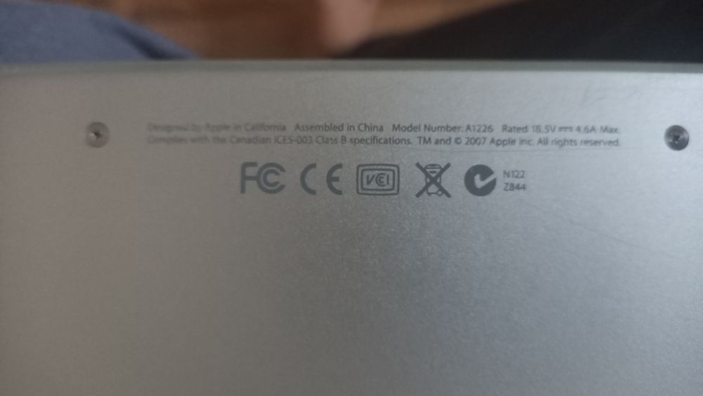 Vând macbook  predare personala in Râmnicul Vâlcea