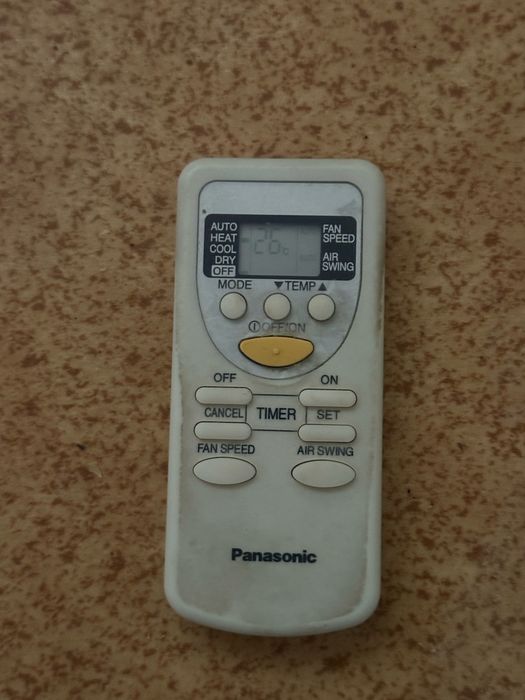 Продавам климатик Panasonic