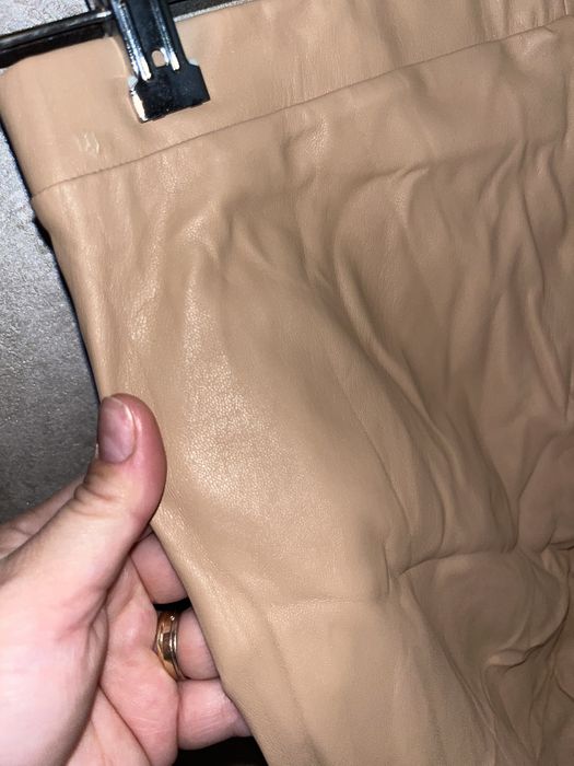 Pantaloni imitatie piele L